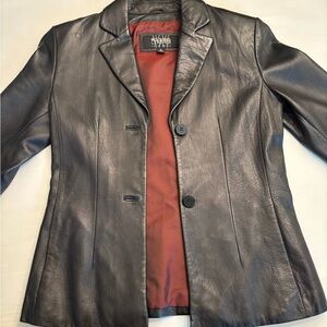 Women’s Wilsons 100% Genuine Leather Black Botton Jacket